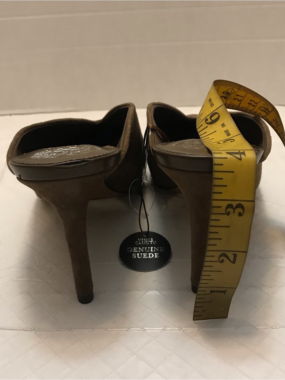 Vince Camuto Black Women's Heels (Label View) - Picture 5 of 15